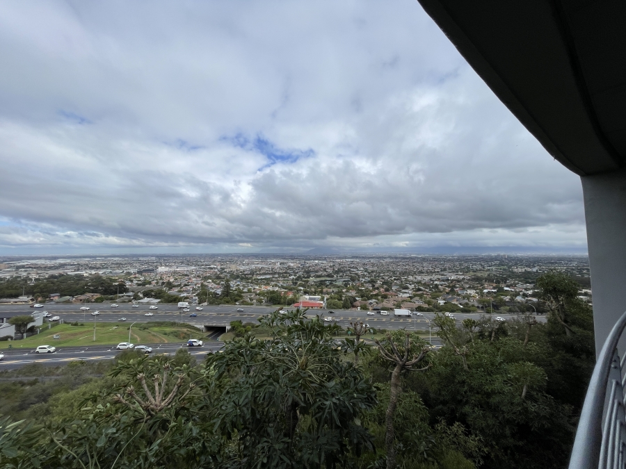 Commercial Property for Sale in Uitzicht Western Cape
